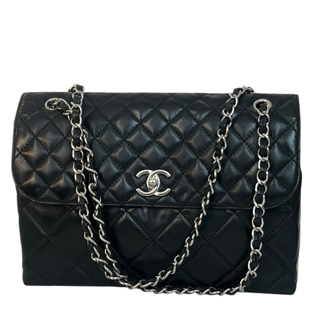 CHANEL In the Business Flap  Bag